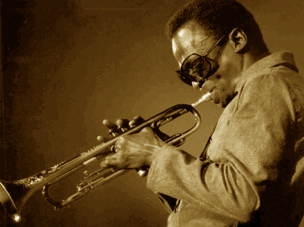 Miles-Davis-trumpet